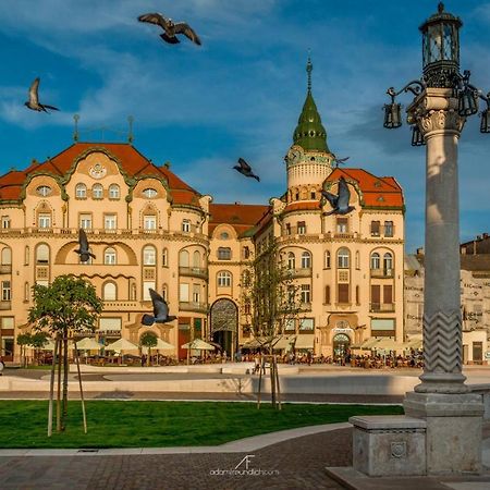 Bella Palace Oradea Exterior photo