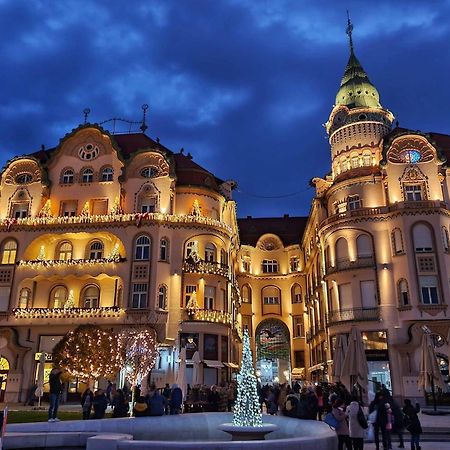 Bella Palace Oradea Exterior photo